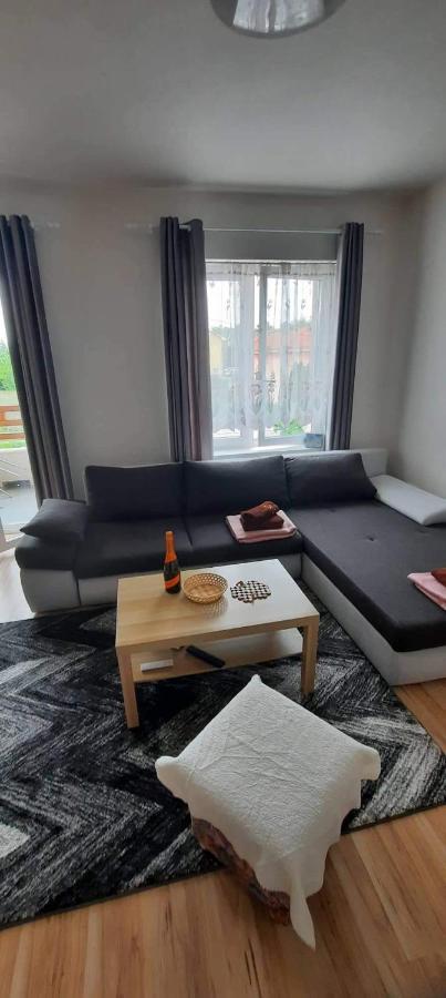 Apartament Evelin Dunajská Streda Zewnętrze zdjęcie